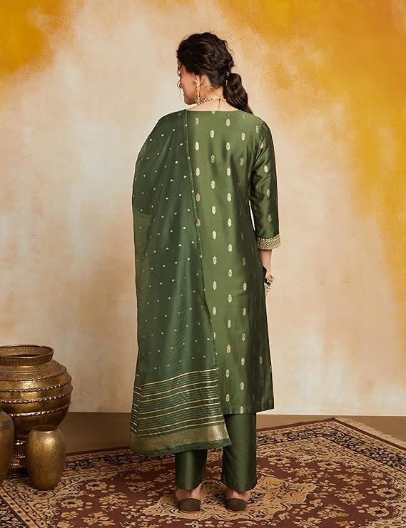Amazon Brand - Myx Women's Embroidered Kurta Set with Designer Jacquard Dupatta (Available in Plus Sizes) - Image 5